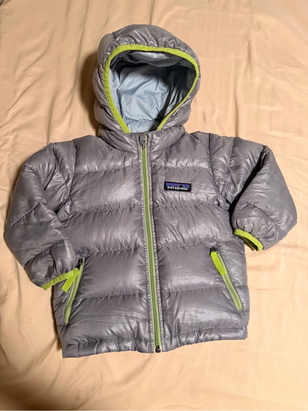 Patagonia Light Gray Kids Hooded Puffer Jacket with Lime Trim